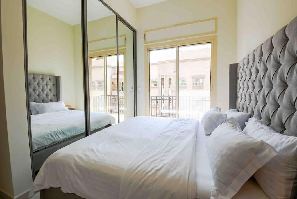 The Elegant Loft At Icon55 Compound