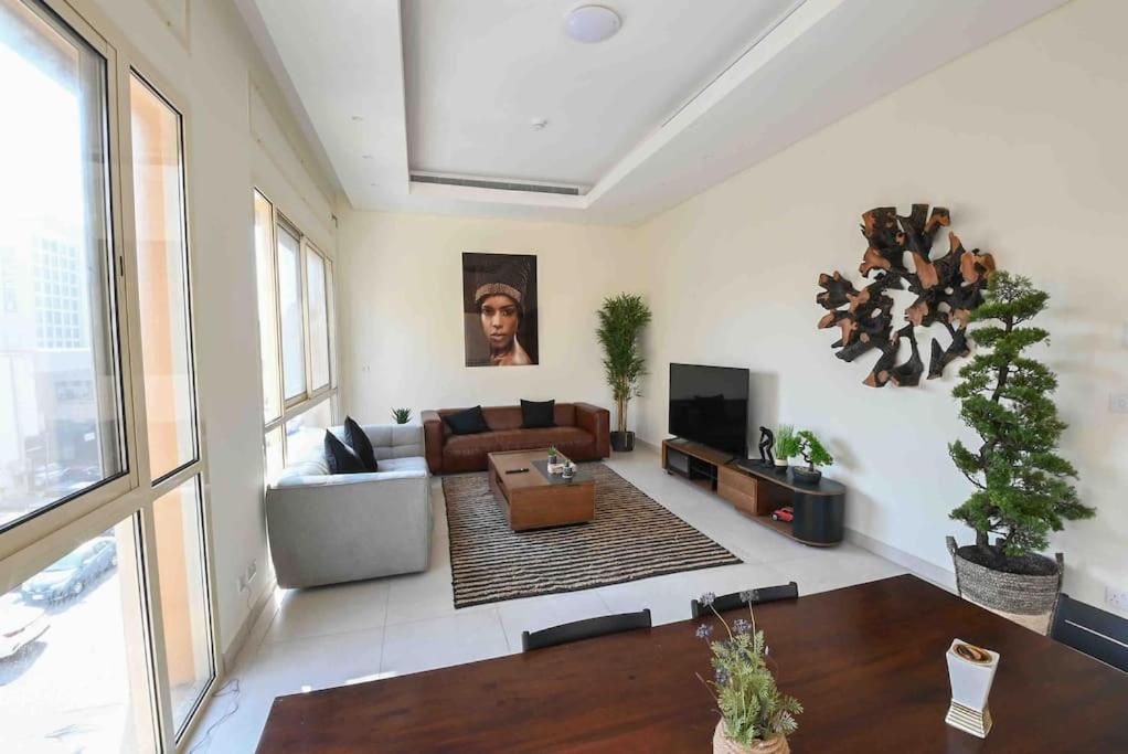 The Elegant Loft At Icon55 Compound